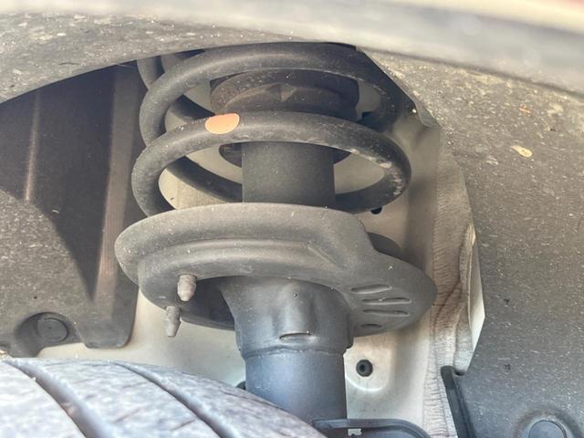 ヴェゼル ｅ：ＨＥＶ　Ｚ　純正９インチナビ　全周囲カメラ　ホンダセンシング　禁煙車　電動リアゲート　ハーフレザーシート　シートヒーター　ドラレコ　スマートキー　シーケンシャルターンランプ　ＥＴＣ２．０　純正１８インチアルミ（20枚目）