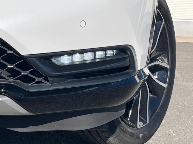 ヴェゼル ｅ：ＨＥＶ　Ｚ　純正９インチナビ　全周囲カメラ　ホンダセンシング　禁煙車　電動リアゲート　ハーフレザーシート　シートヒーター　ドラレコ　スマートキー　シーケンシャルターンランプ　ＥＴＣ２．０　純正１８インチアルミ（25枚目）