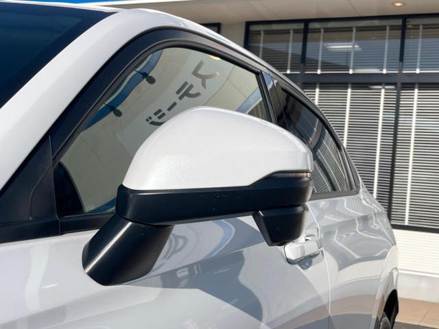 ヴェゼル ｅ：ＨＥＶ　Ｚ　純正９インチナビ　全周囲カメラ　ホンダセンシング　禁煙車　電動リアゲート　ハーフレザーシート　シートヒーター　ドラレコ　スマートキー　シーケンシャルターンランプ　ＥＴＣ２．０　純正１８インチアルミ（26枚目）