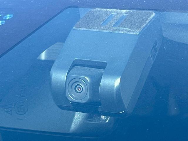 ヴェゼル ｅ：ＨＥＶ　Ｚ　純正９インチナビ　全周囲カメラ　ホンダセンシング　禁煙車　電動リアゲート　ハーフレザーシート　シートヒーター　ドラレコ　スマートキー　シーケンシャルターンランプ　ＥＴＣ２．０　純正１８インチアルミ（39枚目）