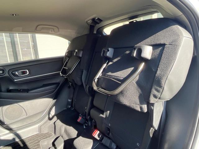 ヴェゼル ｅ：ＨＥＶ　Ｚ　純正９インチナビ　全周囲カメラ　ホンダセンシング　禁煙車　電動リアゲート　ハーフレザーシート　シートヒーター　ドラレコ　スマートキー　シーケンシャルターンランプ　ＥＴＣ２．０　純正１８インチアルミ（44枚目）