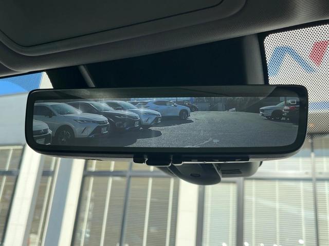 �y�f�W�^���C���i�[�~���[�z��Ȃ̑傫�ȉו��⓯��҂Ō�����m�F���Â炢���ł����S�I�J�������B�e�����ԗ�����̉f�������[���~���[���ɕ\���B�N���A�Ȏ��E�ŏ󋵂̊m�F���\�ł��I