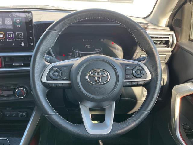 �y�����v�����X�e�A�����O�z�㎿�Ȋv���g�p���邱�ƂŁA��ɂ����������݂ƂĂ��^�]���₷���n���h���ł���