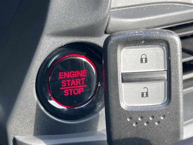 �y�g���������X�}�[�g�L�[�z�J�o����|�P�b�g�ɓ��ꂽ�܂܂ł��h�A�̎{���E�������\�ȃX�}�[�g�L�[�𑕔��B�G���W���̃I���E�I�t�����J�M�����o���K�v����������Ƃ��Ă��֗��ł���