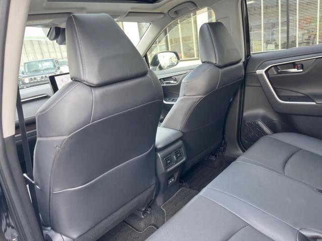 ＲＡＶ４ ハイブリッドＧ　パノラマサンルーフ　デジタルインナーミラー　全周囲カメラ　セーフティセンス　レーダークルーズ　禁煙車　電動リアゲート　シートエアコン　パワーシート　ＬＥＤヘッド　１０．５インチディスプレイオーディオ（41枚目）