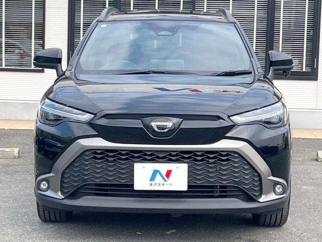 カローラクロス ハイブリッド　Ｚ　ガラスルーフ　バックカメラ　衝突被害軽減システム　レーダークルーズ　禁煙車　電動リアゲート　ハーフレザーシート　パワーシート　コーナーセンサー　スマートキー　ＬＥＤヘッド　ルーフレール　ＥＴＣ２．０（15枚目）