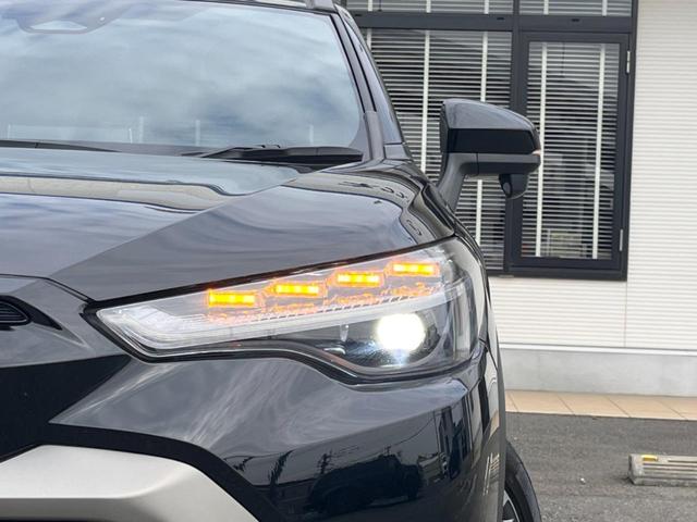 カローラクロス ハイブリッド　Ｚ　ガラスルーフ　バックカメラ　衝突被害軽減システム　レーダークルーズ　禁煙車　電動リアゲート　ハーフレザーシート　パワーシート　コーナーセンサー　スマートキー　ＬＥＤヘッド　ルーフレール　ＥＴＣ２．０（62枚目）