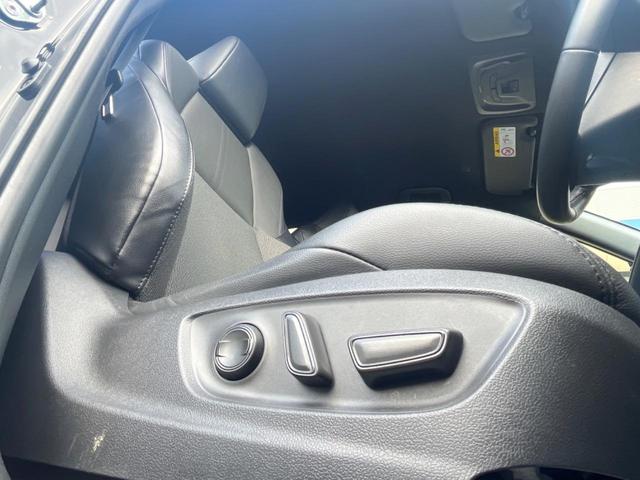 カローラクロス ハイブリッド　Ｚ　バックカメラ　衝突被害軽減システム　レーダークルーズ　禁煙車　電動リアゲート　ハーフレザーシート　パワーシート　コーナーセンサー　スマートキー　ＬＥＤヘッド　ルーフレール　ビルトインＥＴＣ（7枚目）