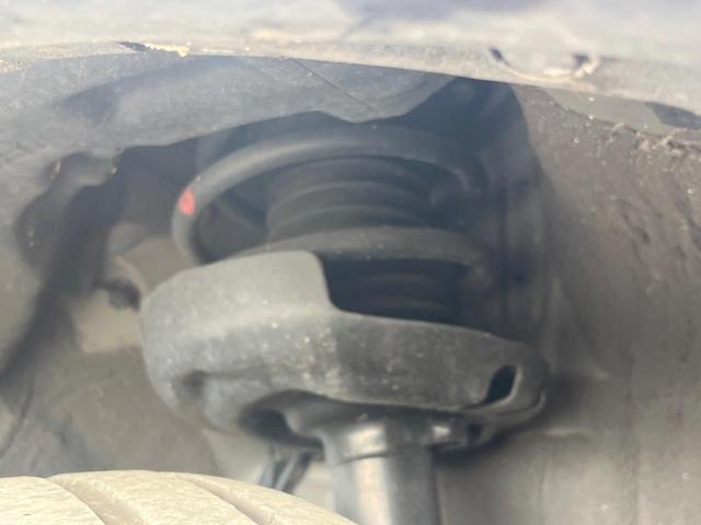 カローラクロス ハイブリッド　Ｚ　バックカメラ　衝突被害軽減システム　レーダークルーズ　禁煙車　電動リアゲート　ハーフレザーシート　パワーシート　コーナーセンサー　スマートキー　ＬＥＤヘッド　ルーフレール　ビルトインＥＴＣ（20枚目）