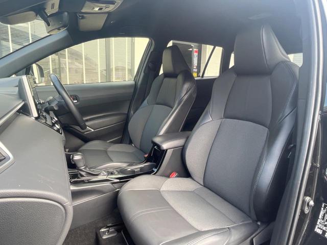 カローラクロス ハイブリッド　Ｚ　バックカメラ　衝突被害軽減システム　レーダークルーズ　禁煙車　電動リアゲート　ハーフレザーシート　パワーシート　コーナーセンサー　スマートキー　ＬＥＤヘッド　ルーフレール　ビルトインＥＴＣ（46枚目）