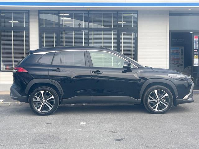 カローラクロス ハイブリッド　Ｚ　バックカメラ　衝突被害軽減システム　レーダークルーズ　禁煙車　電動リアゲート　ハーフレザーシート　パワーシート　コーナーセンサー　スマートキー　ＬＥＤヘッド　ルーフレール　ビルトインＥＴＣ（55枚目）