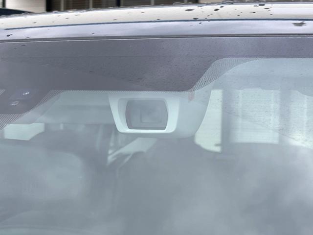 �y�A�C�T�C�g�u�����R�z�O���̎ԗ��������m���A�Փ˂������Ȏ��͌x��Œ��ӂ𑣂��A�u���[�L�𓥂ޗ͂��T�|�[�g�B�u���[�L�𓥂߂Ȃ������ꍇ�͏Փ˔�Q�y���u���[�L���쓮�A�Փˉ�����T�|�[�g���܂��B