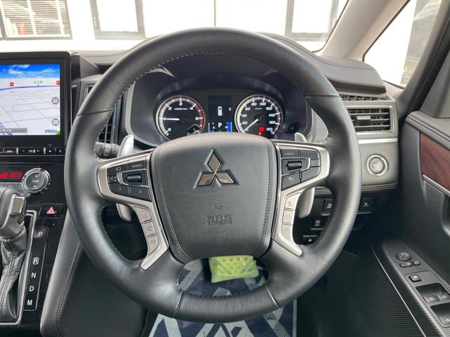 �y�����v�����X�e�A�����O�z�㎿�Ȋv���g�p���邱�ƂŁA��ɂ����������݂ƂĂ��^�]���₷���n���h���ł���