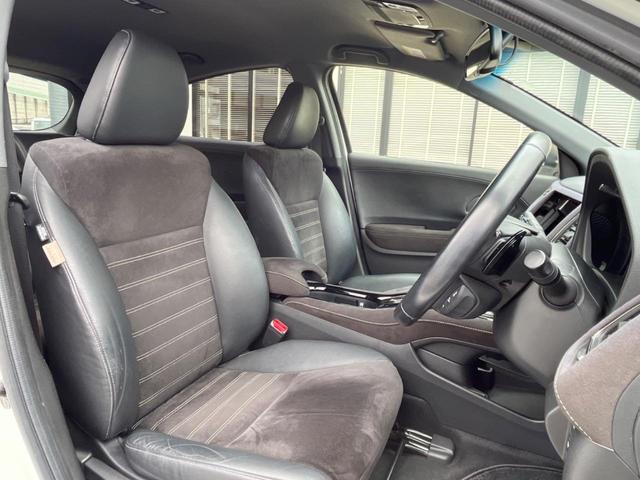 ヴェゼル ハイブリッドＲＳ・ホンダセンシング　ホンダセンシング　アダプティブクルコン　禁煙車　ハーフレザーシート　シートヒーター　スマートキー　ＬＥＤヘッド　ＥＴＣ　純正１８インチアルミ　車線逸脱警報　オートブレーキホールド　オートライト（9枚目）