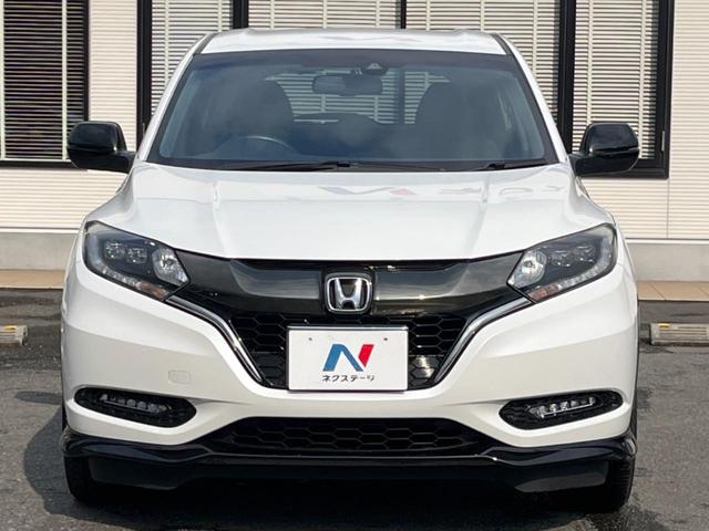 ヴェゼル ハイブリッドＲＳ・ホンダセンシング　ホンダセンシング　アダプティブクルコン　禁煙車　ハーフレザーシート　シートヒーター　スマートキー　ＬＥＤヘッド　ＥＴＣ　純正１８インチアルミ　車線逸脱警報　オートブレーキホールド　オートライト（15枚目）