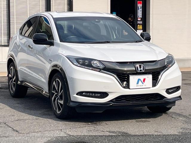 ヴェゼル ハイブリッドＲＳ・ホンダセンシング　ホンダセンシング　アダプティブクルコン　禁煙車　ハーフレザーシート　シートヒーター　スマートキー　ＬＥＤヘッド　ＥＴＣ　純正１８インチアルミ　車線逸脱警報　オートブレーキホールド　オートライト（17枚目）