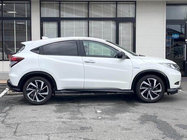 ヴェゼル ハイブリッドＲＳ・ホンダセンシング　ホンダセンシング　アダプティブクルコン　禁煙車　ハーフレザーシート　シートヒーター　スマートキー　ＬＥＤヘッド　ＥＴＣ　純正１８インチアルミ　車線逸脱警報　オートブレーキホールド　オートライト（31枚目）