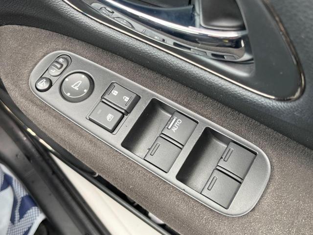 ヴェゼル ハイブリッドＲＳ・ホンダセンシング　ホンダセンシング　アダプティブクルコン　禁煙車　ハーフレザーシート　シートヒーター　スマートキー　ＬＥＤヘッド　ＥＴＣ　純正１８インチアルミ　車線逸脱警報　オートブレーキホールド　オートライト（49枚目）