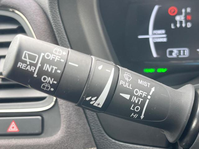 ヴェゼル ハイブリッドＲＳ・ホンダセンシング　ホンダセンシング　アダプティブクルコン　禁煙車　ハーフレザーシート　シートヒーター　スマートキー　ＬＥＤヘッド　ＥＴＣ　純正１８インチアルミ　車線逸脱警報　オートブレーキホールド　オートライト（54枚目）