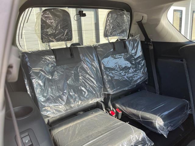 �������[���̃T�[�h�V�[�g�ł��B���ȕ������R���p�N�g�Ɏ��[�ł��A�L��ȉ׎��X�y�[�X�Ƃ��Ă��g�����������܂��I��Ԑl����ו��̗ʂȂǗ��p�V�[���ɍ��킹�ĂR��ڂ�L�����p�ł��A�Ƃ��Ă��֗���