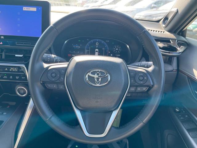 �y�����v�����X�e�A�����O�z�㎿�Ȋv���g�p���邱�ƂŁA��ɂ����������݂ƂĂ��^�]���₷���n���h���ł���