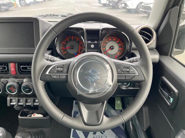 �y�����v�����X�e�A�����O�z�㎿�Ȋv���g�p���邱�ƂŁA��ɂ����������݂ƂĂ��^�]���₷���n���h���ł���