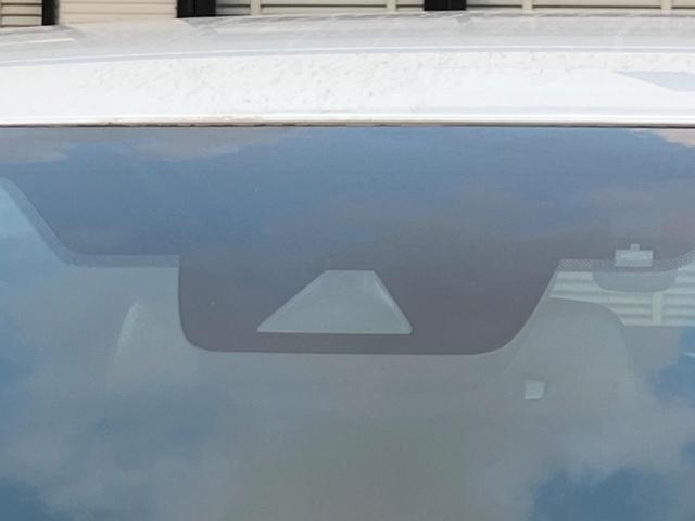 �y�v���N���b�V���Z�[�t�e�B�z�O���̎ԗ��������m���A�Փ˂������Ȏ��͌x��Œ��ӂ𑣂��A�u���[�L�𓥂ޗ͂��T�|�[�g�B�u���[�L�𓥂߂Ȃ������ꍇ�͏Փ˔�Q�y���u���[�L���쓮�A�Փˉ�����T�|�[�g���܂��B