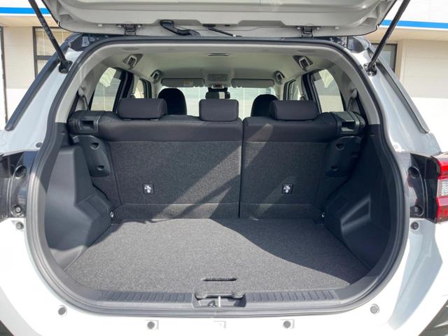 ライズ Ｚ　９型ＳＤナビ　バックカメラ　ブラインドスポットモニター　２トーンカラー　スマートアシスト　アダプティブクルーズ　禁煙車　シートヒーター　コーナーセンサー　ＬＥＤシーケンシャルターンランプ　ＥＴＣ（11枚目）