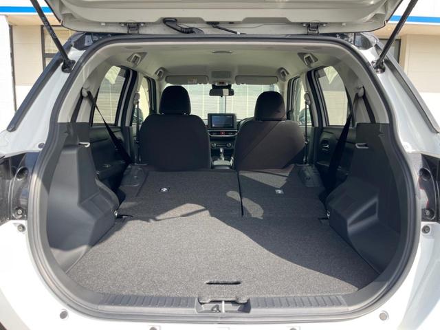 ライズ Ｚ　９型ＳＤナビ　バックカメラ　ブラインドスポットモニター　２トーンカラー　スマートアシスト　アダプティブクルーズ　禁煙車　シートヒーター　コーナーセンサー　ＬＥＤシーケンシャルターンランプ　ＥＴＣ（42枚目）