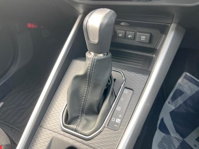 ライズ Ｚ　９型ＳＤナビ　バックカメラ　ブラインドスポットモニター　２トーンカラー　スマートアシスト　アダプティブクルーズ　禁煙車　シートヒーター　コーナーセンサー　ＬＥＤシーケンシャルターンランプ　ＥＴＣ（45枚目）