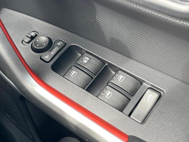 ライズ Ｚ　９型ＳＤナビ　バックカメラ　ブラインドスポットモニター　２トーンカラー　スマートアシスト　アダプティブクルーズ　禁煙車　シートヒーター　コーナーセンサー　ＬＥＤシーケンシャルターンランプ　ＥＴＣ（52枚目）