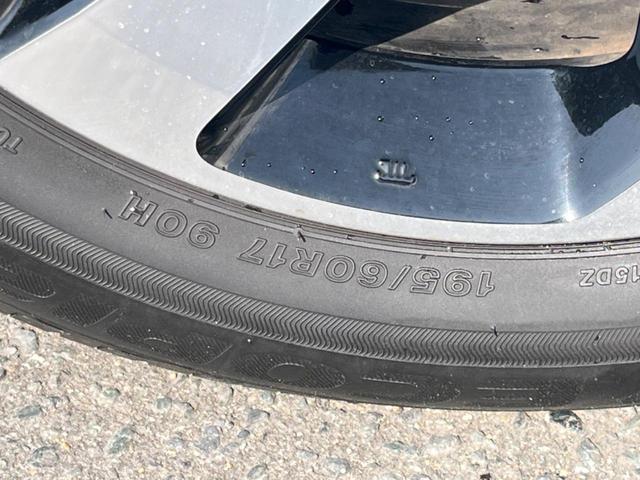 ライズ Ｚ　全周囲カメラ　スマートアシスト　アダプティブクルーズ　禁煙車　ドラレコ　９インチディスプレイオーディオ　シートヒーター　コーナーセンサー　スマートキー　ＬＥＤヘッド　ＥＴＣ２．０　純正１７インチアルミ（33枚目）