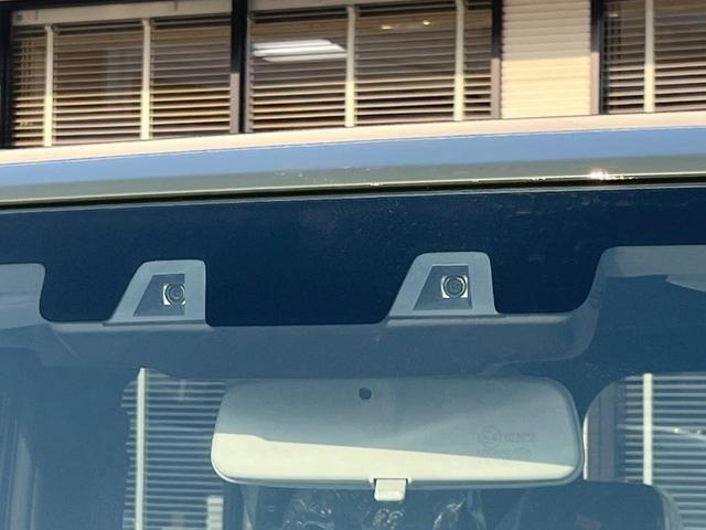 ジムニーノマド ＦＣ　４ＷＤ　衝突被害軽減システム　登録済未使用車　スマートキー　ＬＥＤヘッド　純正１５インチアルミ　オートハイビーム　車線逸脱警報　オートライト　オートエアコン（3枚目）