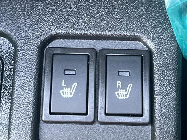 ジムニーノマド ＦＣ　４ＷＤ　衝突被害軽減システム　登録済未使用車　スマートキー　ＬＥＤヘッド　純正１５インチアルミ　オートハイビーム　車線逸脱警報　オートライト　オートエアコン（5枚目）