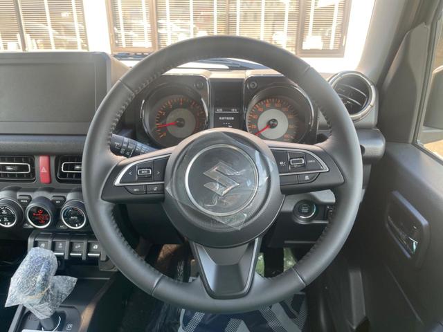 ジムニーノマド ＦＣ　４ＷＤ　衝突被害軽減システム　登録済未使用車　スマートキー　ＬＥＤヘッド　純正１５インチアルミ　オートハイビーム　車線逸脱警報　オートライト　オートエアコン（11枚目）