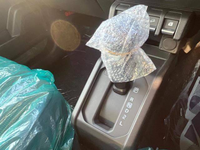 ジムニーノマド ＦＣ　４ＷＤ　衝突被害軽減システム　登録済未使用車　スマートキー　ＬＥＤヘッド　純正１５インチアルミ　オートハイビーム　車線逸脱警報　オートライト　オートエアコン（24枚目）