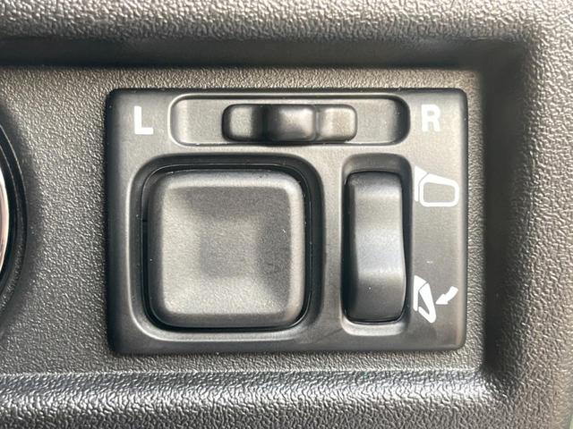 ジムニーノマド ＦＣ　４ＷＤ　衝突被害軽減システム　登録済未使用車　スマートキー　ＬＥＤヘッド　純正１５インチアルミ　オートハイビーム　車線逸脱警報　オートライト　オートエアコン（30枚目）