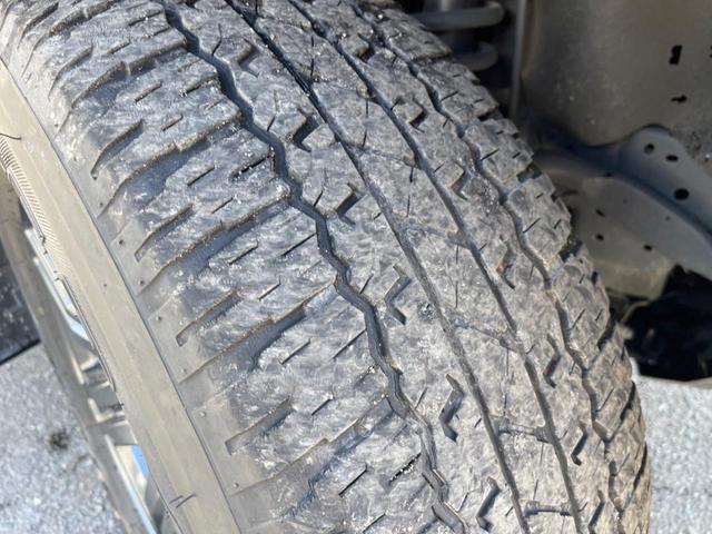 ハイラックス Ｚ　後期　ＳＤナビ　バックカメラ　プリクラッシュセーフティシステム　レーダークルーズ　禁煙車　コーナーセンサー　ドラレコ　スマートキー　ＬＥＤヘッド　ＥＴＣ　車線逸脱気泡　純正１７インチアルミ（33枚目）