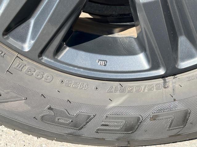 ハイラックス Ｚ　後期　ＳＤナビ　バックカメラ　プリクラッシュセーフティシステム　レーダークルーズ　禁煙車　コーナーセンサー　ドラレコ　スマートキー　ＬＥＤヘッド　ＥＴＣ　車線逸脱気泡　純正１７インチアルミ（34枚目）