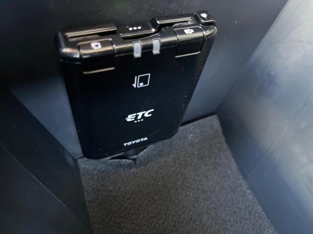 ハイラックス Ｚ　後期　ＳＤナビ　バックカメラ　プリクラッシュセーフティシステム　レーダークルーズ　禁煙車　コーナーセンサー　ドラレコ　スマートキー　ＬＥＤヘッド　ＥＴＣ　車線逸脱気泡　純正１７インチアルミ（36枚目）