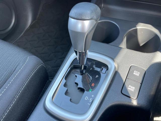 ハイラックス Ｚ　後期　ＳＤナビ　バックカメラ　プリクラッシュセーフティシステム　レーダークルーズ　禁煙車　コーナーセンサー　ドラレコ　スマートキー　ＬＥＤヘッド　ＥＴＣ　車線逸脱気泡　純正１７インチアルミ（41枚目）