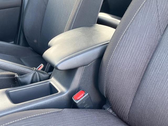 ハイラックス Ｚ　後期　ＳＤナビ　バックカメラ　プリクラッシュセーフティシステム　レーダークルーズ　禁煙車　コーナーセンサー　ドラレコ　スマートキー　ＬＥＤヘッド　ＥＴＣ　車線逸脱気泡　純正１７インチアルミ（42枚目）