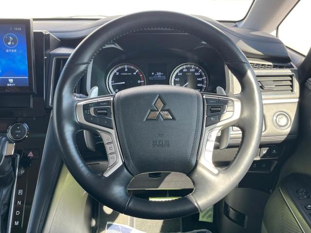 �y�����v�����X�e�A�����O�z�㎿�Ȋv���g�p���邱�ƂŁA��ɂ����������݂ƂĂ��^�]���₷���n���h���ł���