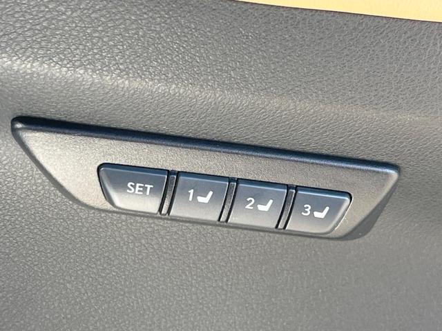 ＮＸ ＮＸ３００ｈ　Ｉパッケージ　純正ＳＤナビ　バック／サイドカメラ　プリクラッシュセーフティ　レーダークルーズ　１８インチＡＷ　禁煙車　合皮シート　シートメモリー　シートヒーター　ドラレコ　スマートキー　角型三眼ＬＥＤヘッド　ＥＴＣ（6枚目）