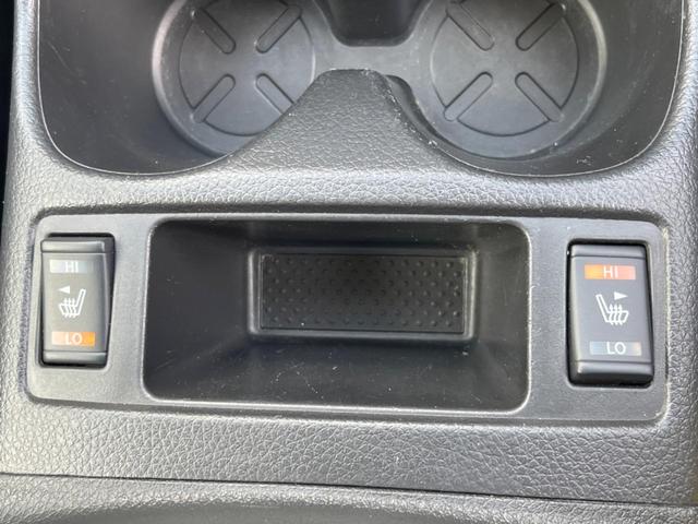 エクストレイル ２０Ｘ　ハイブリッド　エマージェンシーブレーキＰ　ＳＤナビ　バックカメラ　エマージェンシーブレーキ　禁煙車　パワーバックドア　コーナーセンサー　シートヒーター　ドラレコ　スマートキー　ＬＥＤヘッド　ルーフレール　ＥＴＣ　純正１７インチアルミ（8枚目）