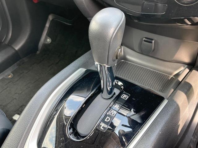 エクストレイル ２０Ｘ　ハイブリッド　エマージェンシーブレーキＰ　ＳＤナビ　バックカメラ　エマージェンシーブレーキ　禁煙車　パワーバックドア　コーナーセンサー　シートヒーター　ドラレコ　スマートキー　ＬＥＤヘッド　ルーフレール　ＥＴＣ　純正１７インチアルミ（41枚目）