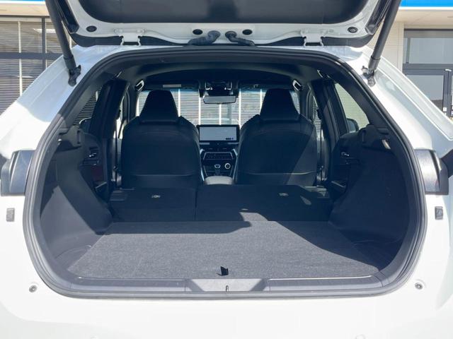 ハリアー Ｇ　バックカメラ　１２．３型ディスプレイオーディオ　ブラインドスポットモニター　セーフティセンス　レーダークルーズ　禁煙車　パワーバックドア　パワーシート　ドラレコ　コーナーセンサー　ＬＥＤヘッド　ＥＴＣ（11枚目）