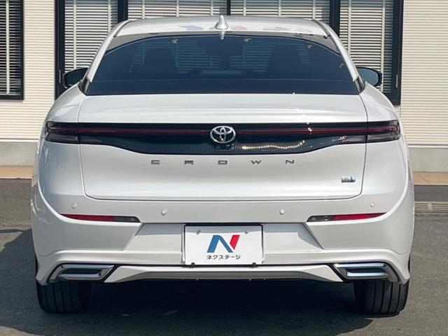 クラウンクロスオーバー Ｇアドバンスド・レザーパッケージ　４ＷＤ　モデリスタエアロ　全周囲カメラ　デジタルインナーミラー　衝突被害軽減装置　レーダークルーズ　禁煙車　電動リアゲート　本革シート　前席シートエアコ　４眼ＬＥＤヘッド　メモリー機能付きパワーシート（16枚目）