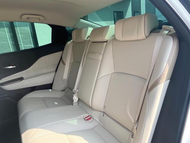 クラウンクロスオーバー Ｇアドバンスド・レザーパッケージ　４ＷＤ　モデリスタエアロ　全周囲カメラ　デジタルインナーミラー　衝突被害軽減装置　レーダークルーズ　禁煙車　電動リアゲート　本革シート　前席シートエアコ　４眼ＬＥＤヘッド　メモリー機能付きパワーシート（44枚目）