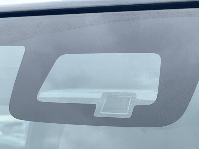 ジムニーシエラ JC 純正8インチSDナビ バックカメラ セーフティサポート 禁煙車 シートヒーター ドラレコ LEDヘッドランプ ETC クルコン 純正16インチアルミ オートハイビーム 車線逸脱警報 誤発進抑制機能(3枚目)